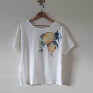 NWT Chico's Sequin Lemon Tree White Short Sleeve Tee Size Large